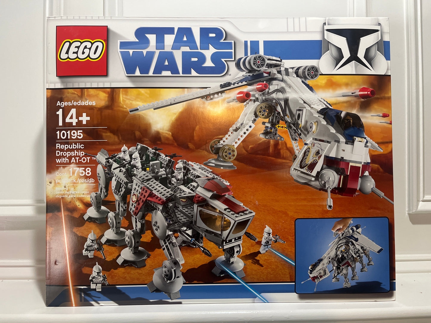 10195 Republic Dropship with AT-OT