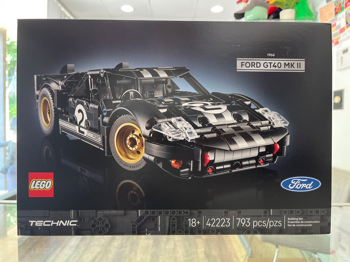 42223 1966 Ford GT40 MKII Race Car