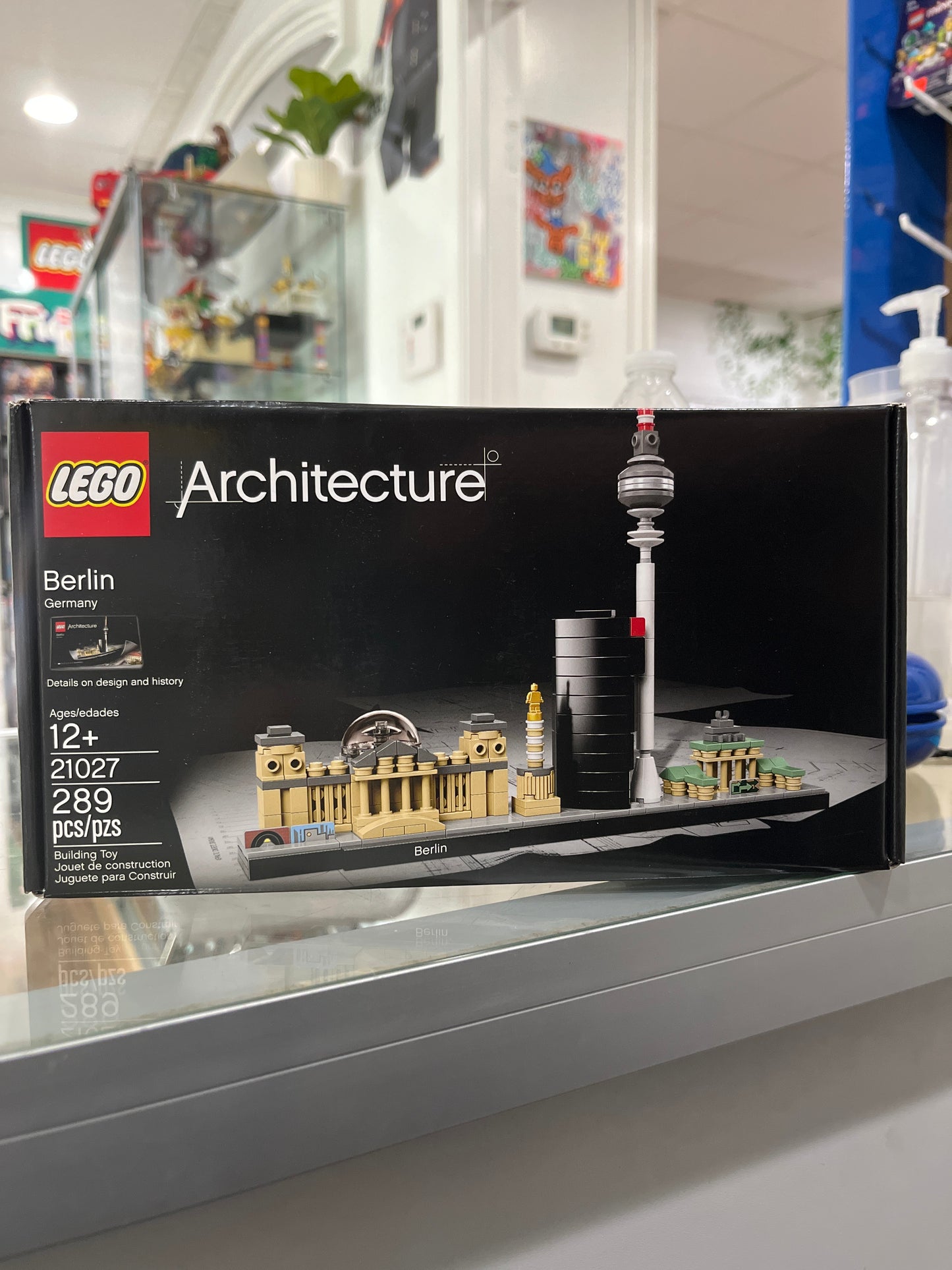 21027 Berlin, Germany