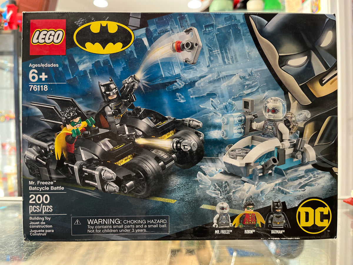 76118 Mr. Freeze Batcylce Battle