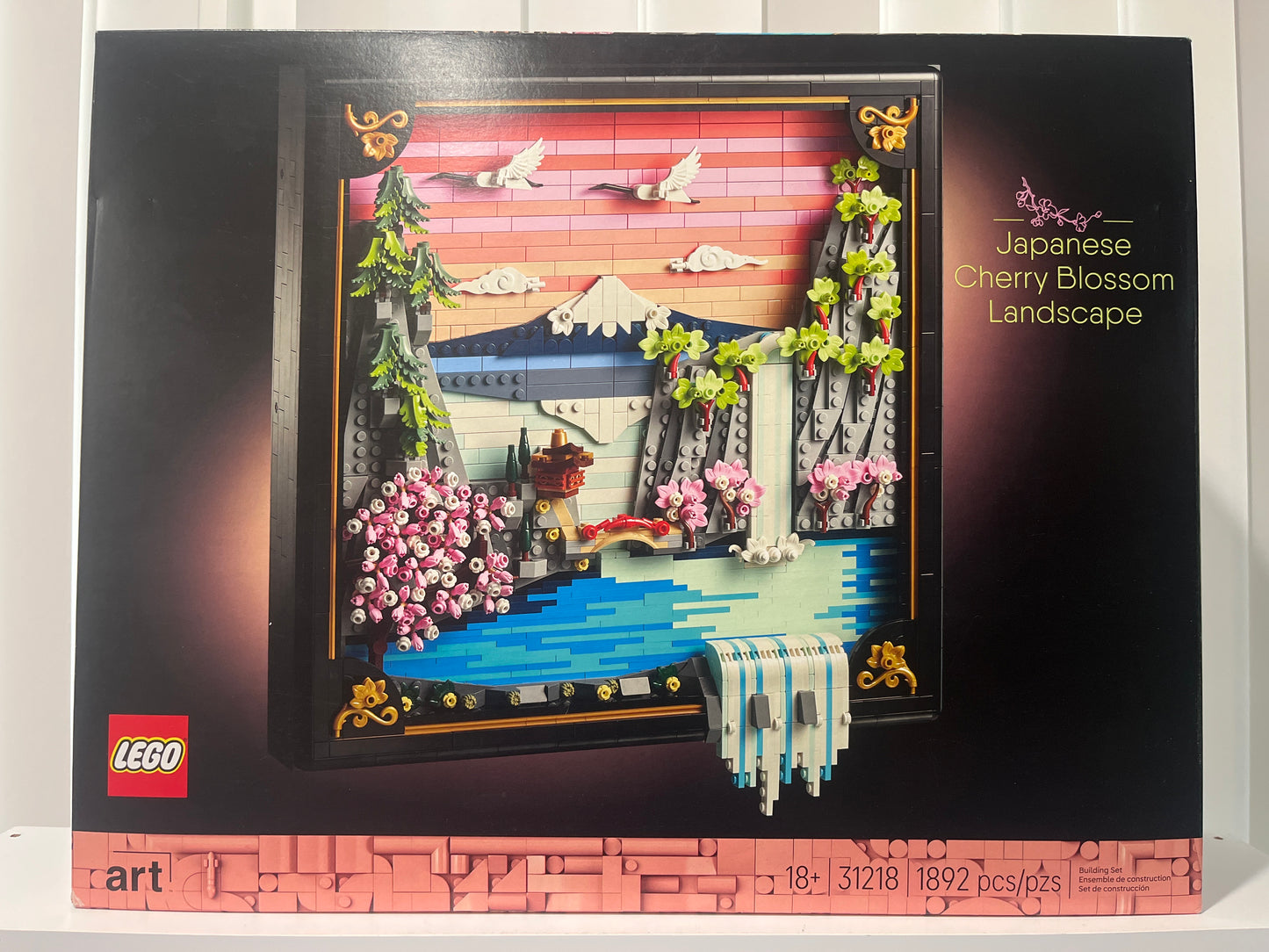 31218 Japanese Cherry Blossom Landscape