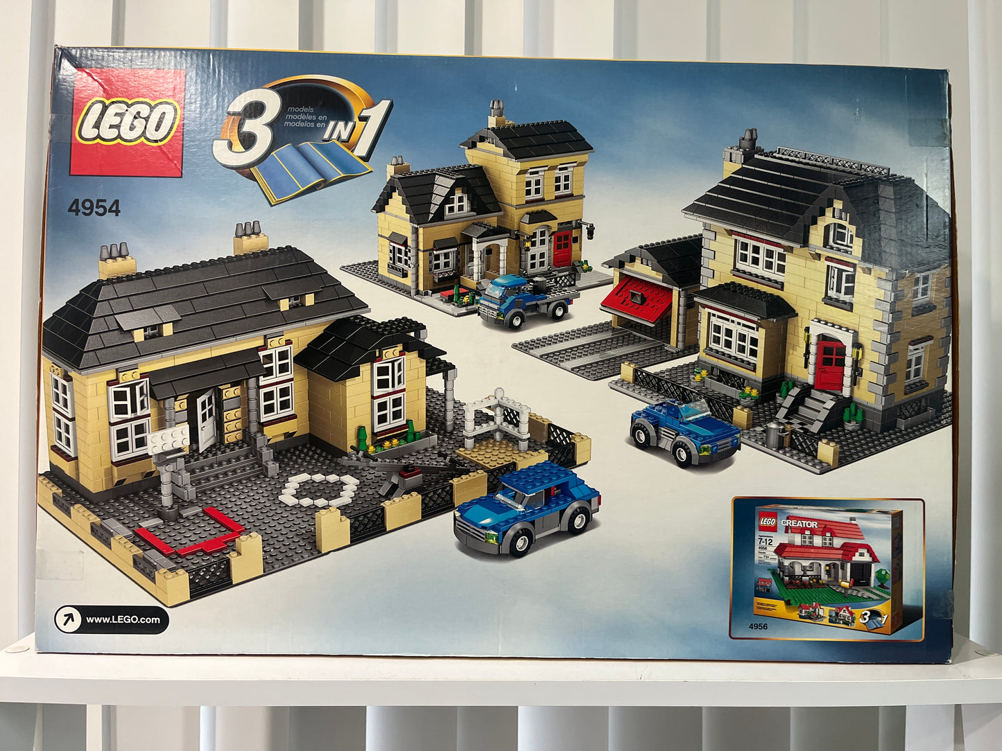 4954 Model Town House