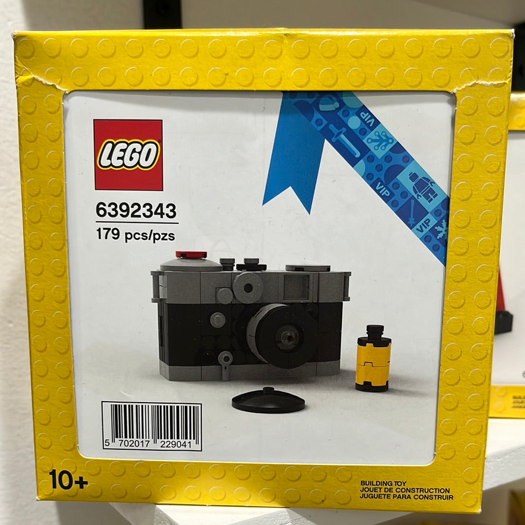 6392343 Vintage Camera