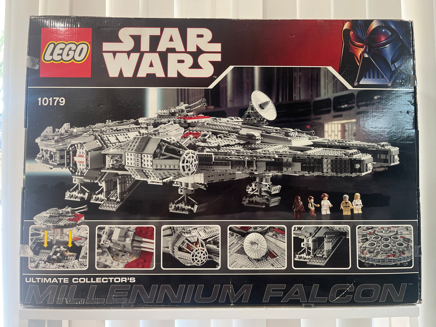 10179 Ultimate Collector’s Millennium Falcon