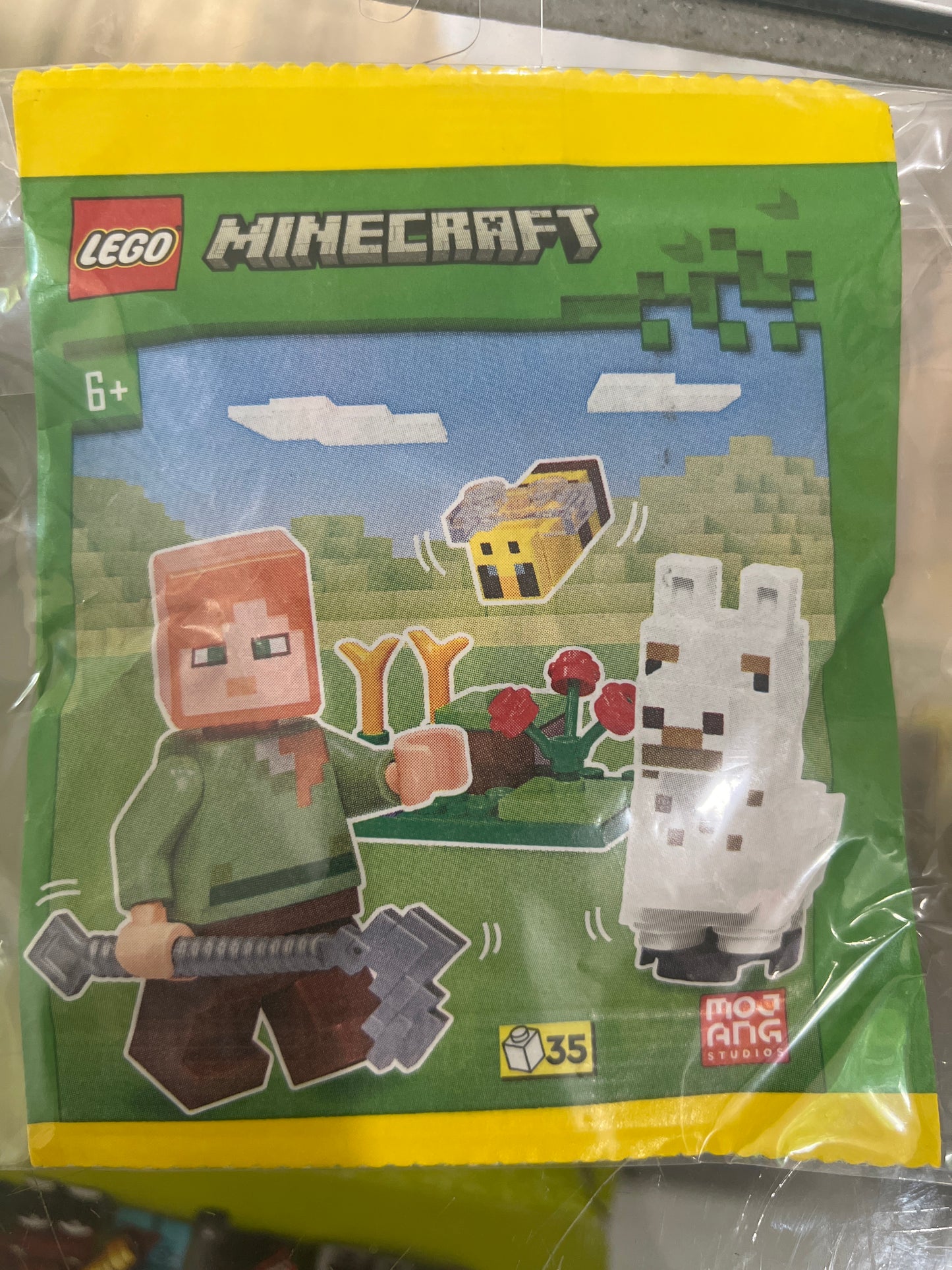 662308 Alex, Baby Llama and Bee paper bag