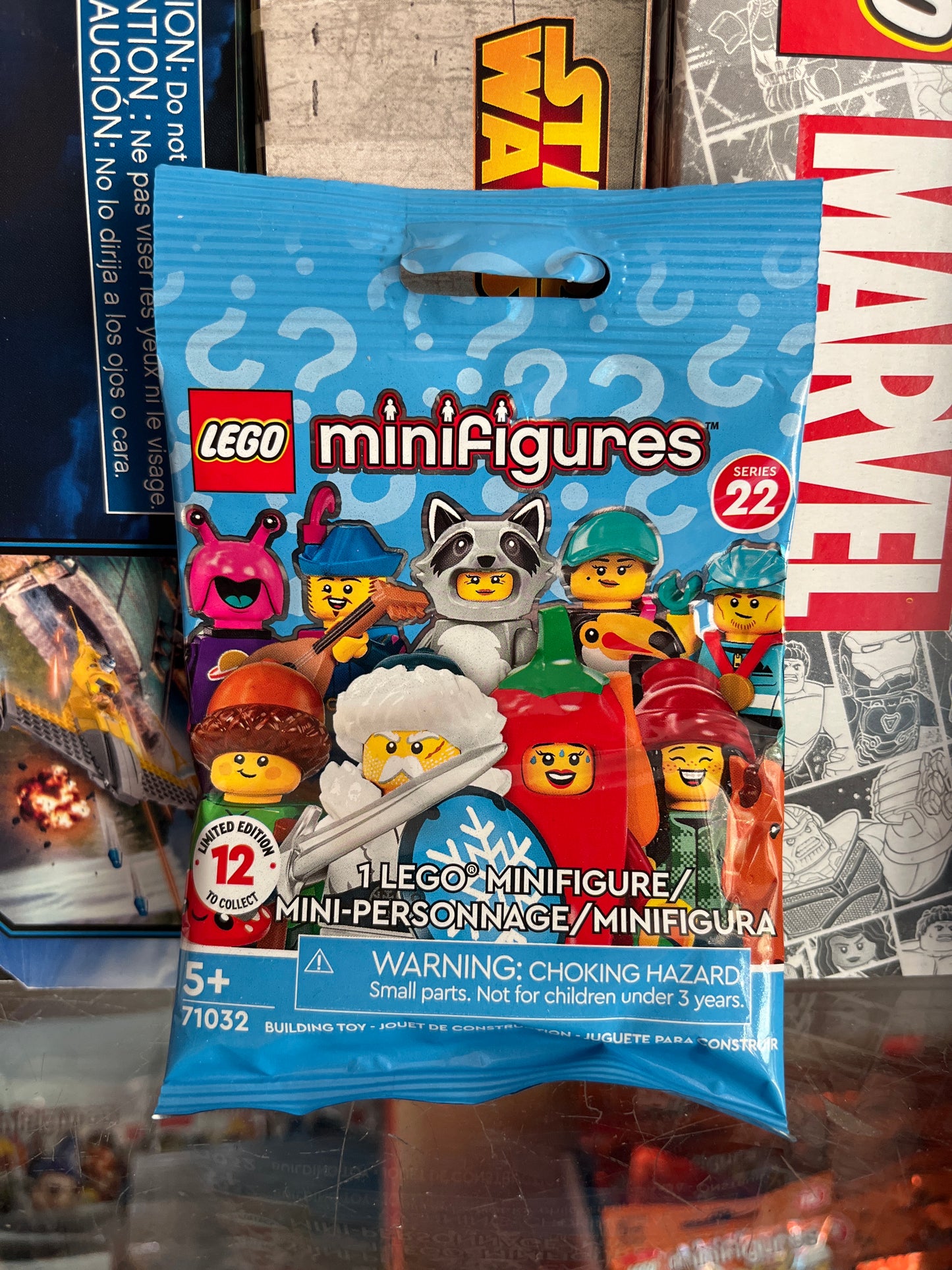 Minifigure, Series 22 (Complete Random Set of 1 Minifigure)