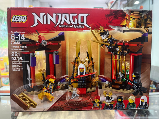 70651 Throne Room Showdown