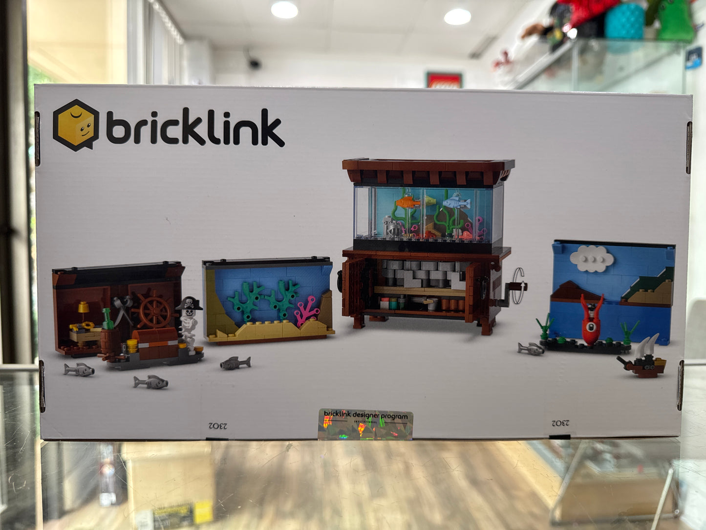 910015 Clockwork Aquarium