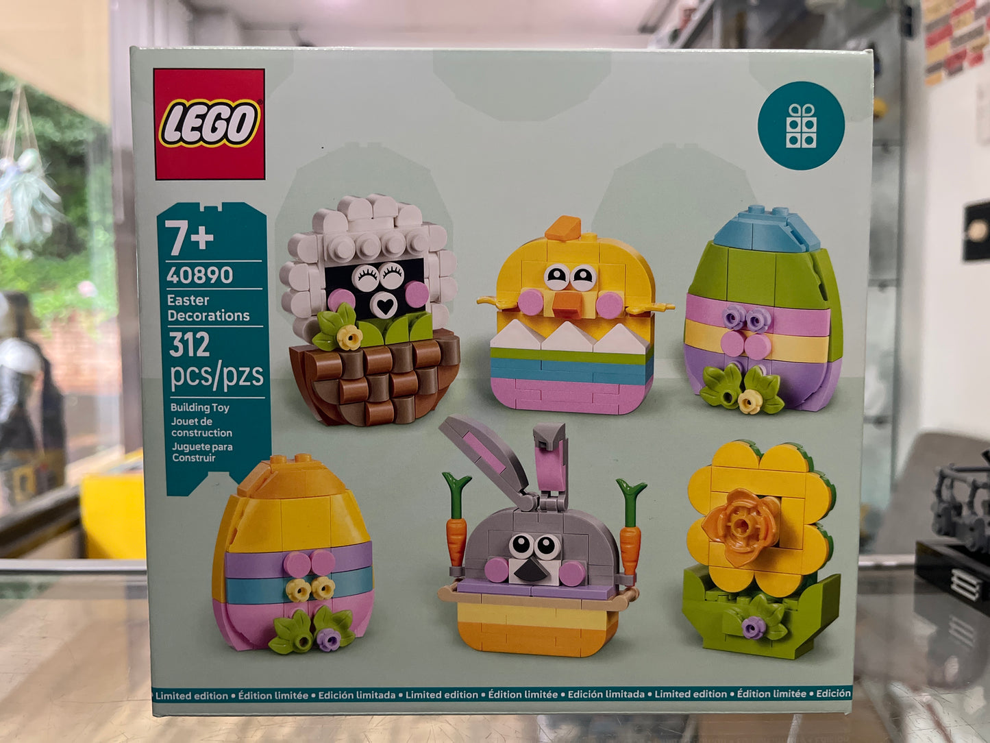 40890 Easter Decorations