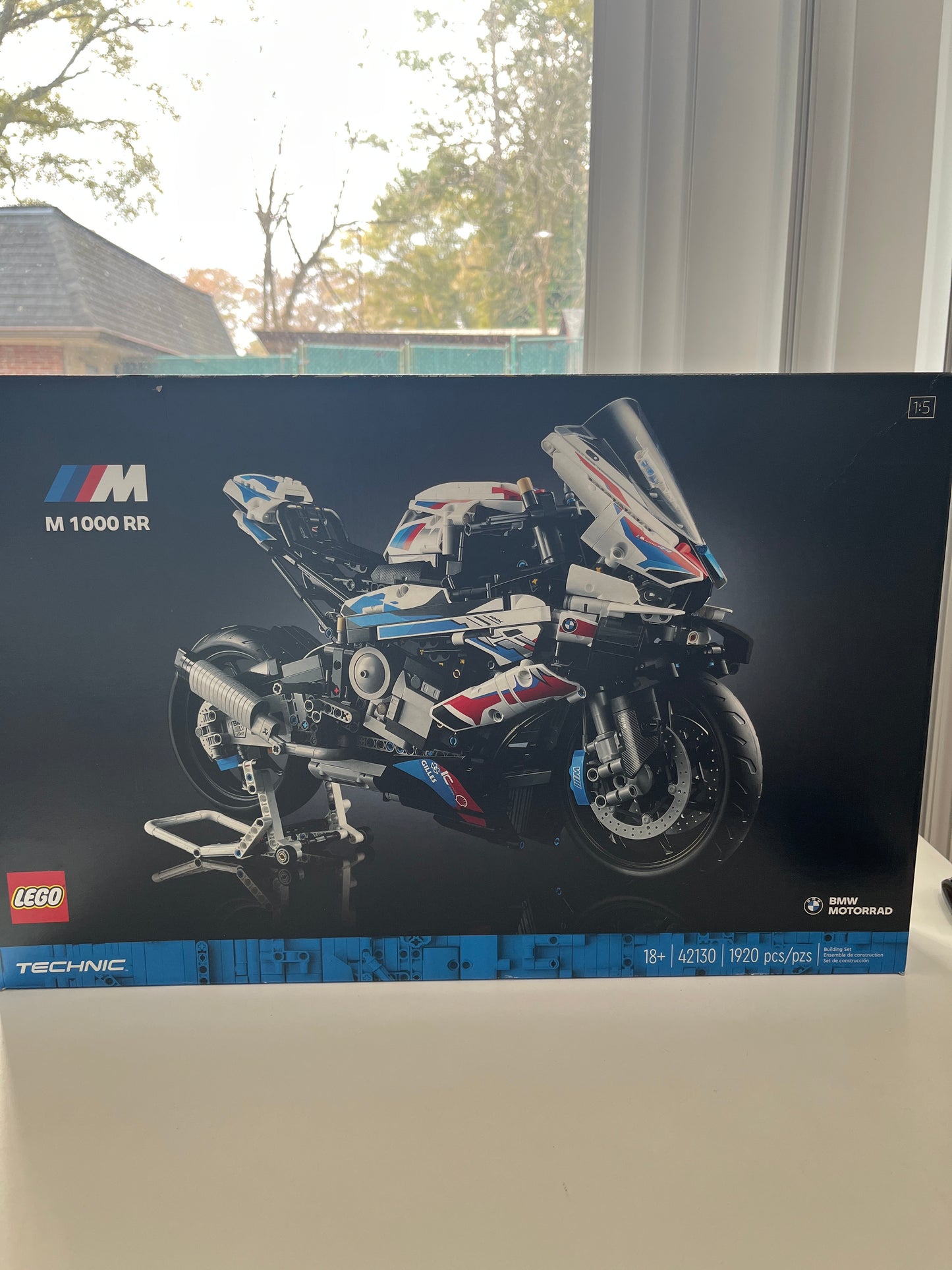 42130 BMW M 1000 RR