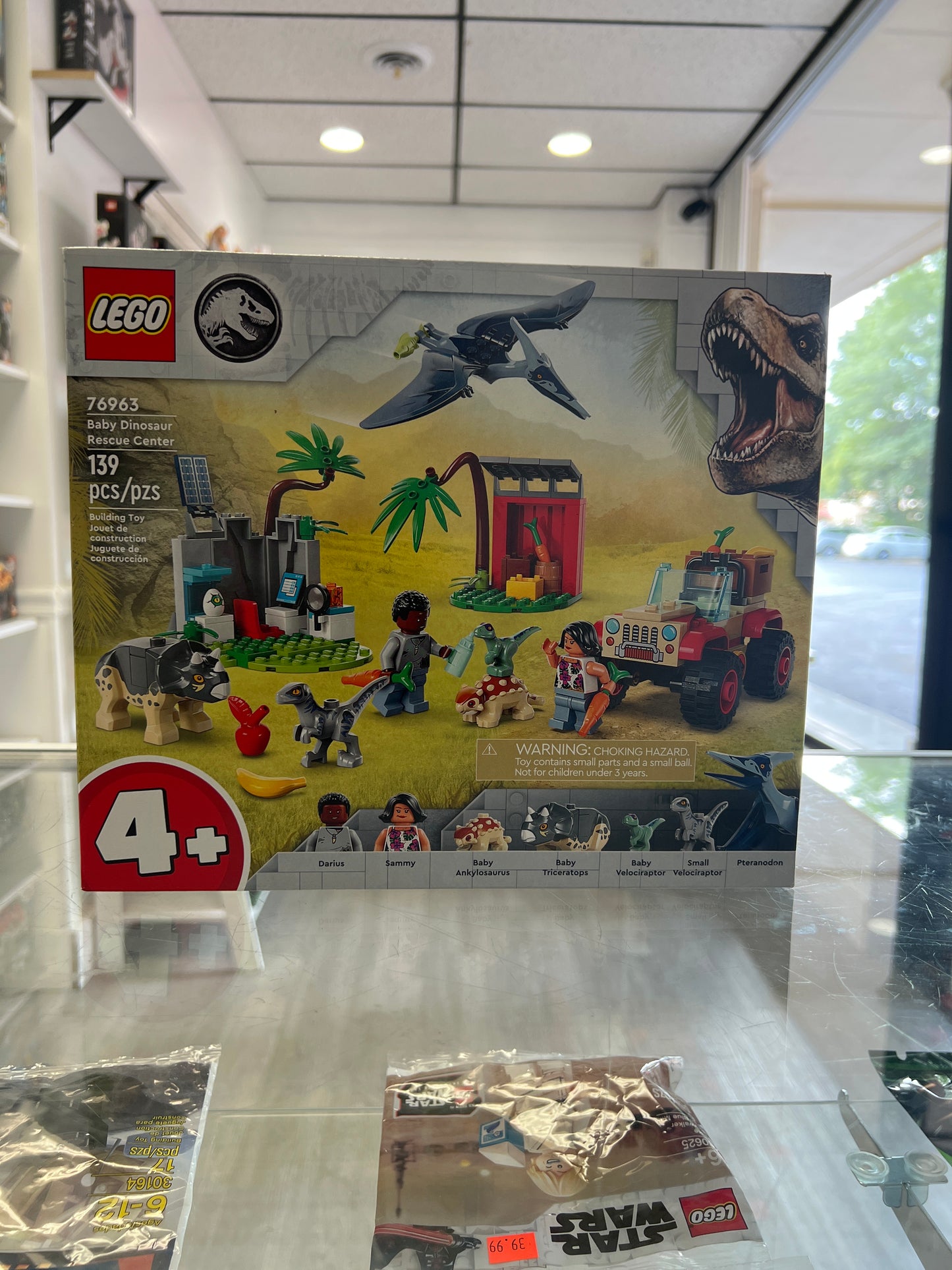 76963 Baby Dinosaur Rescue Center