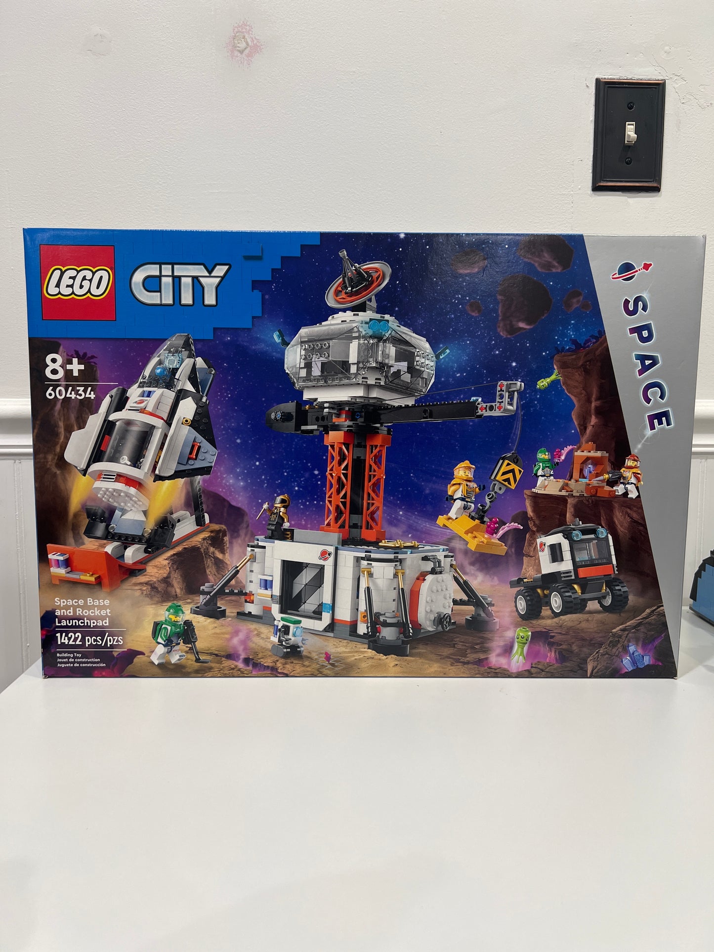 60434 Space Base and Rocket Launchpad