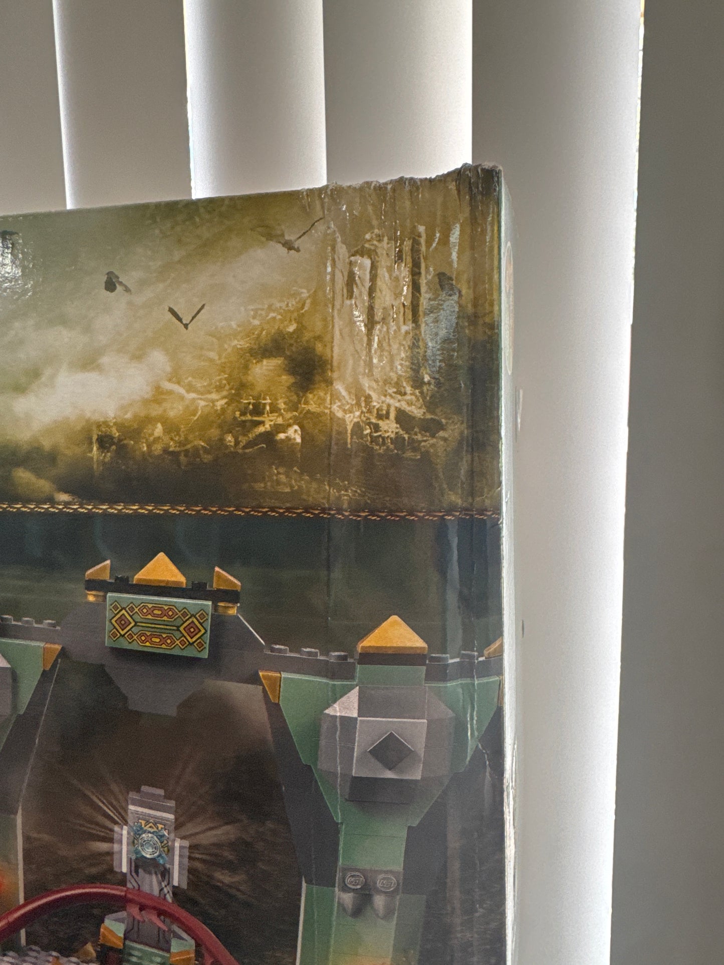 79018 The Lonely Mountain ( shelfwear )