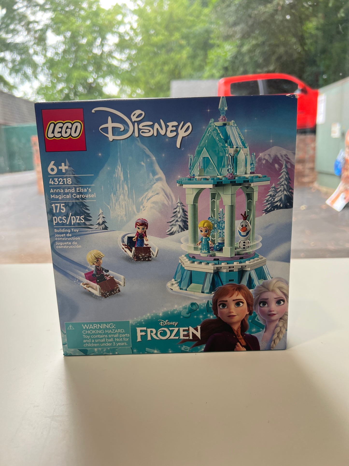 43218 Anna and Elsa's Magical Carousel