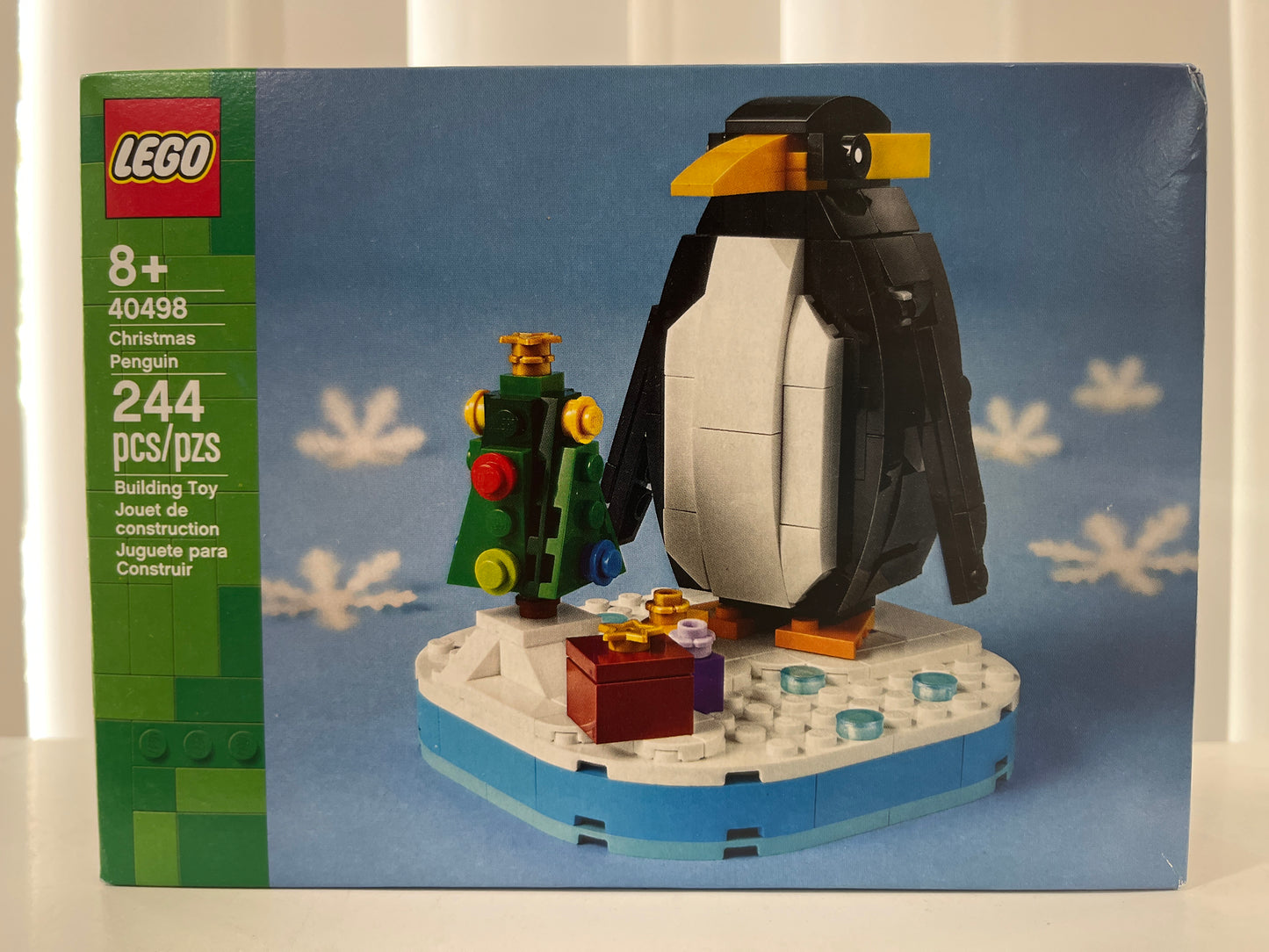 40498 - Christmas Penguin
