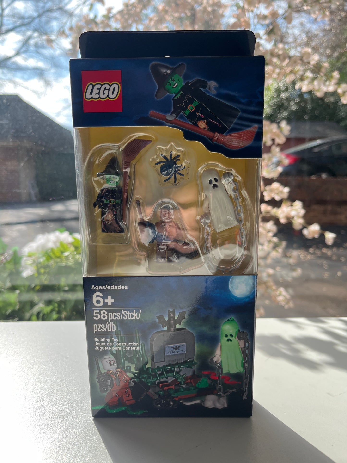850487 Halloween Accessory Set blister pack