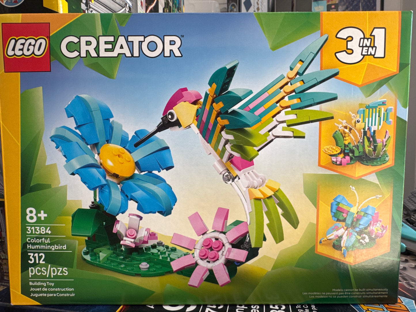 31384 Colorful Hummingbird