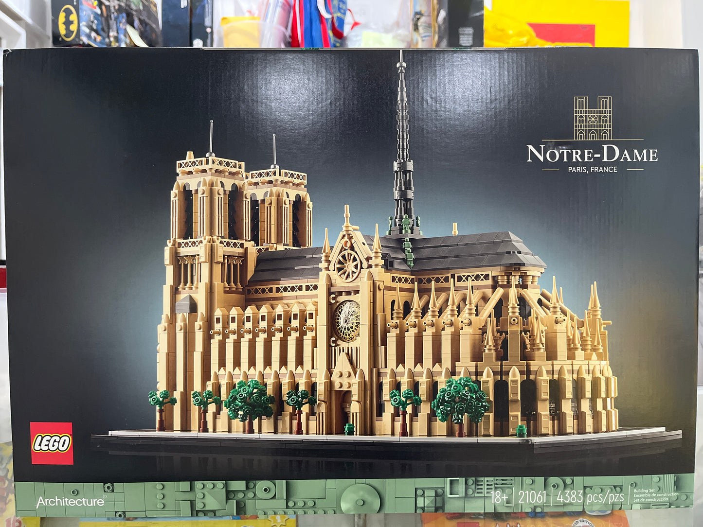 21061 Notre-Dame