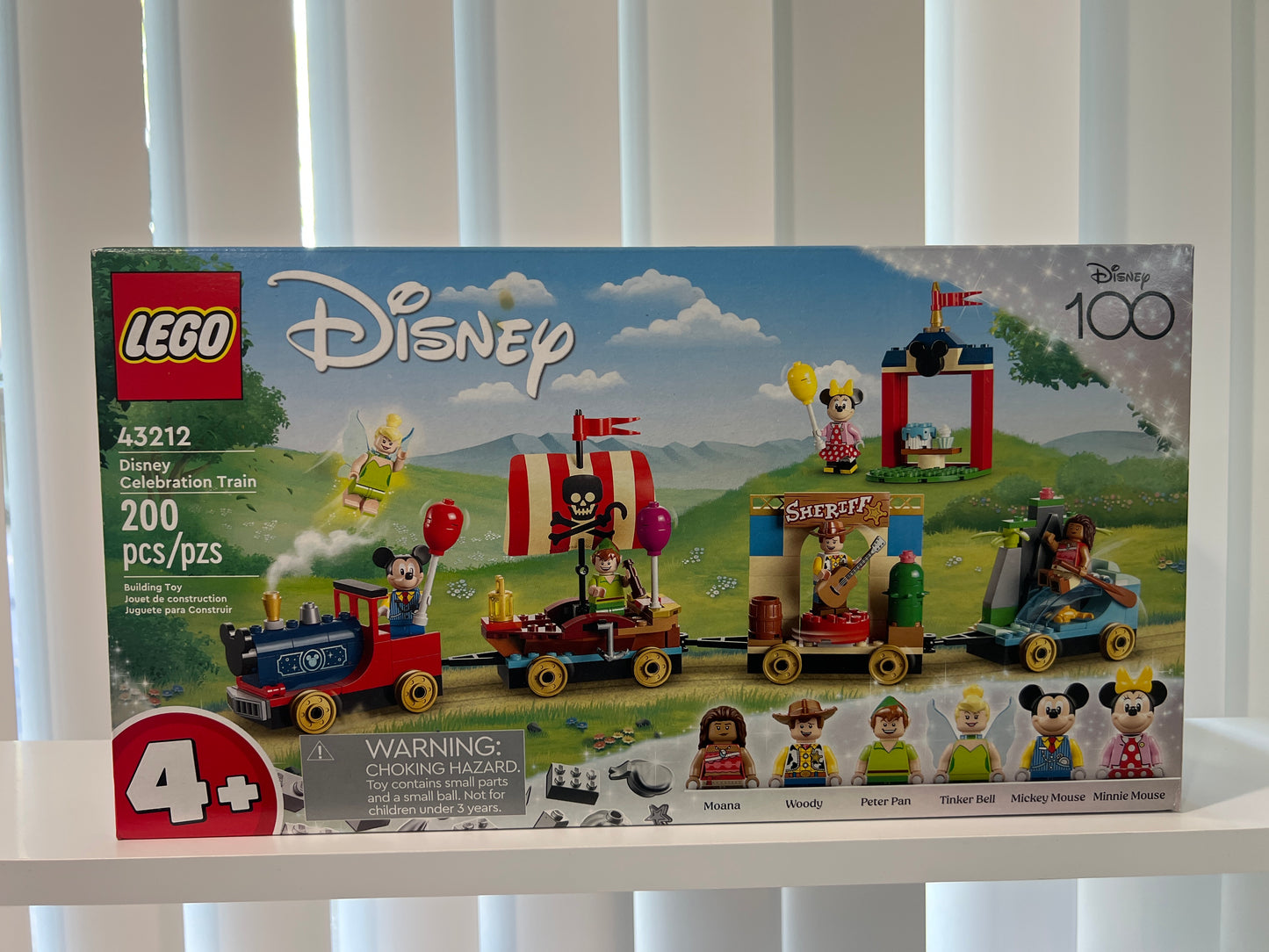 43212 Disney Celebration Train