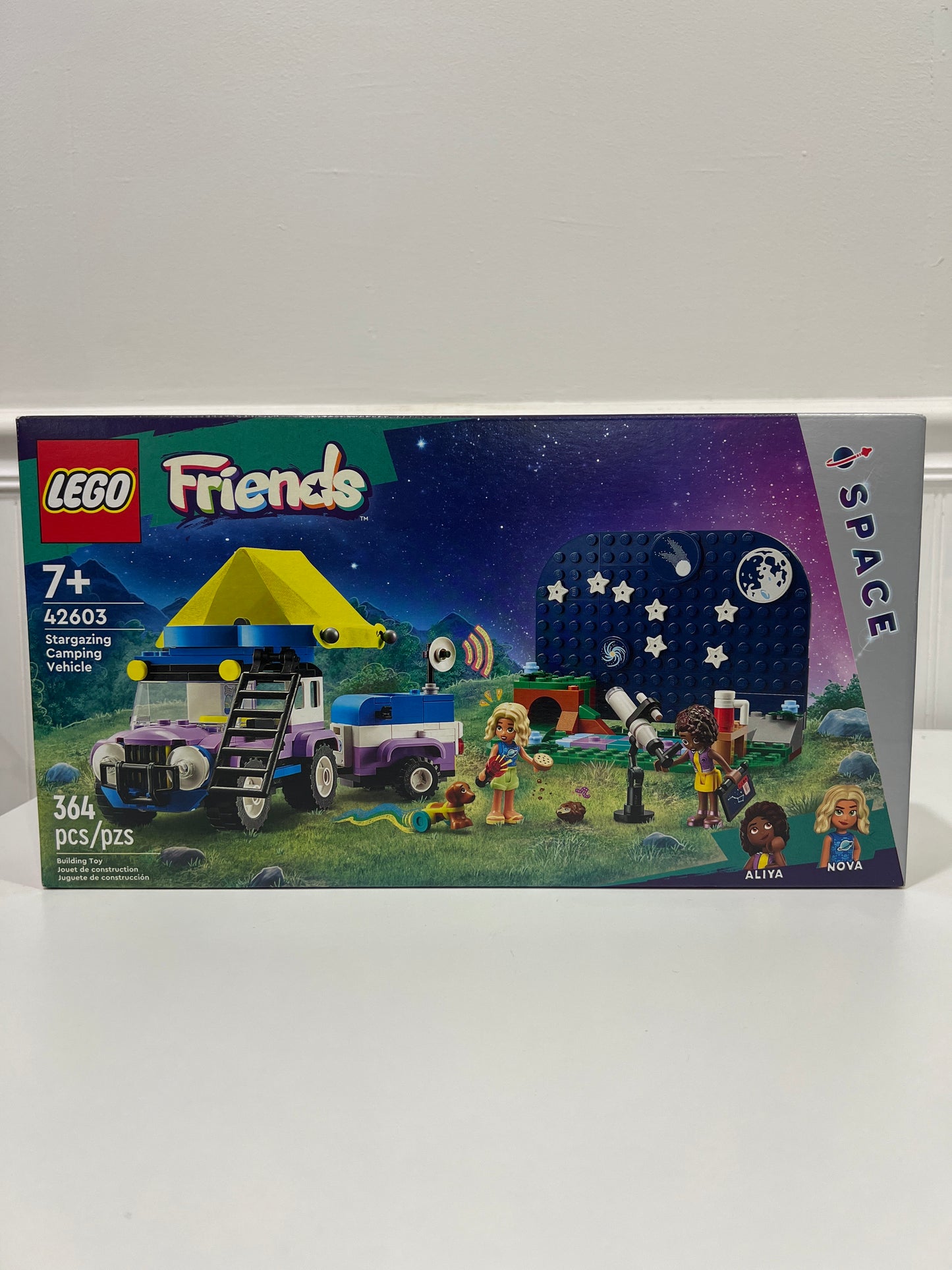 42603 Stargazing Camping Vehicle