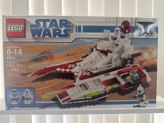 7679 Republic Fighter Tank