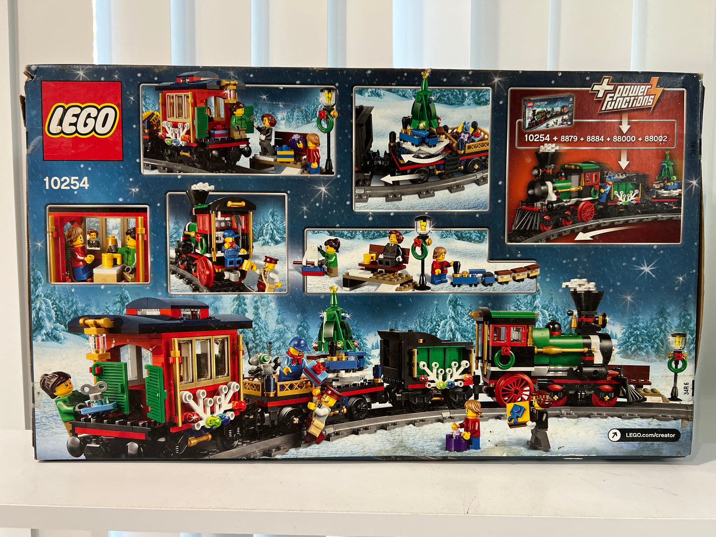 10254 Winter Holiday Train