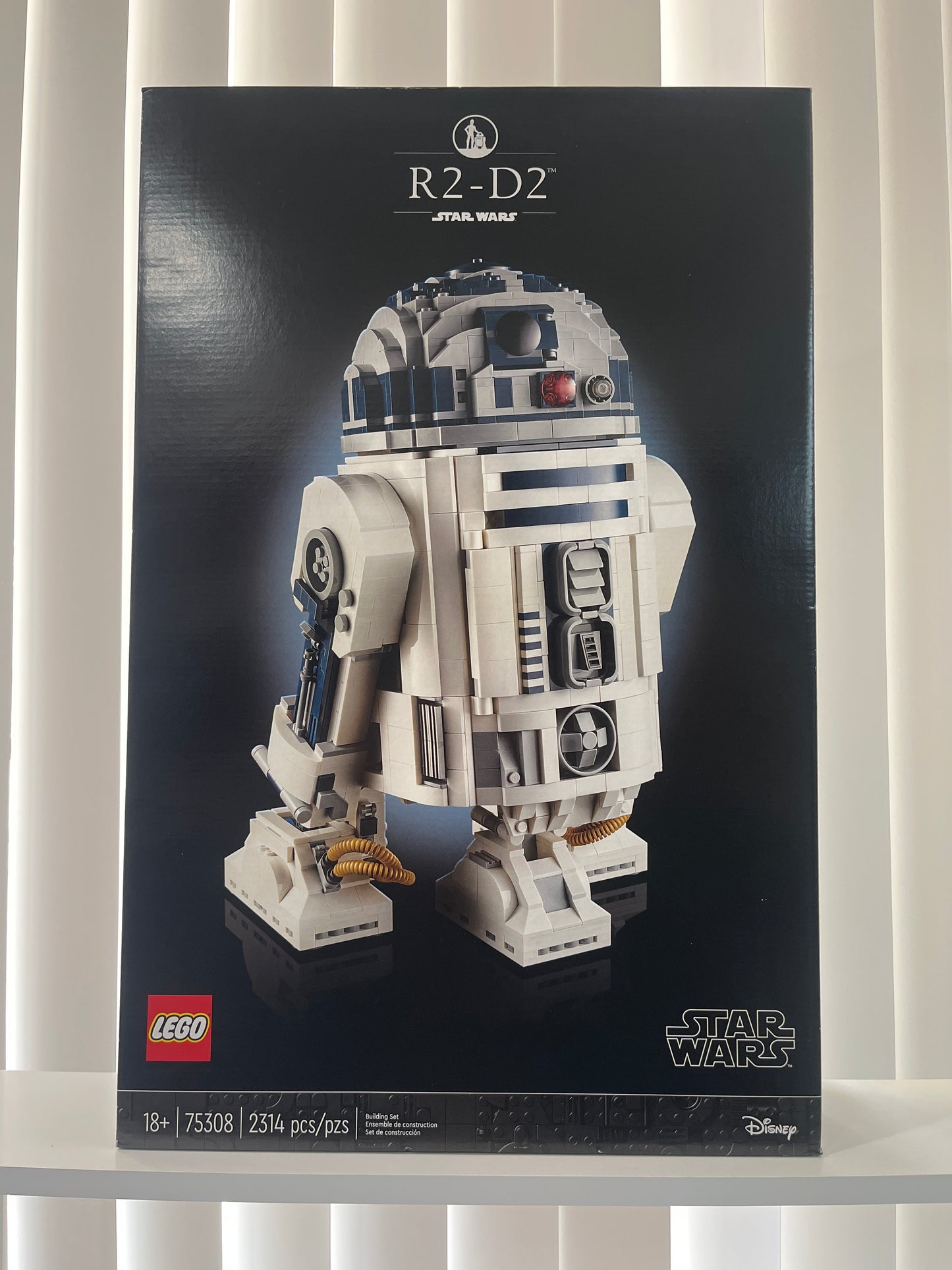 75308 UCS R2-D2