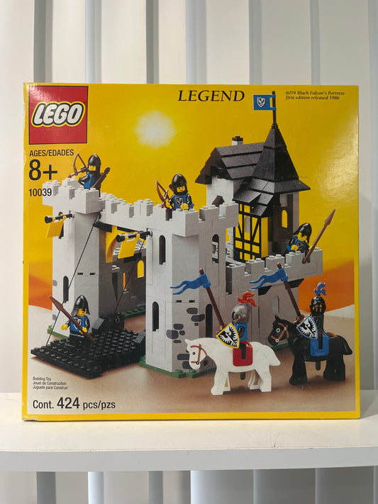 10039 Black Falcon's Fortress