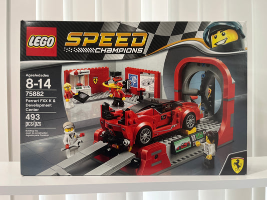 75882 Ferrari FXX K & Development Center