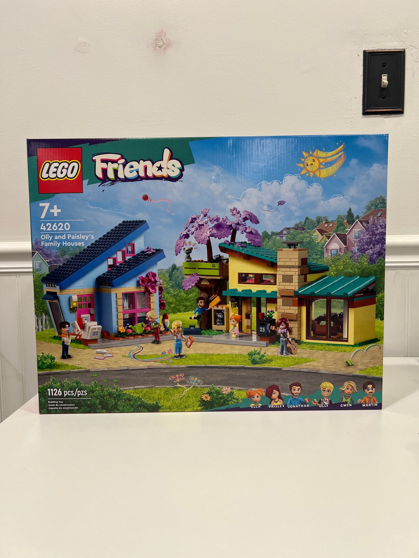 42620 Olly and Paisley's Family Houses