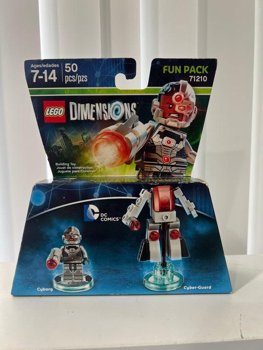 71210 Fun Pack - DC Comics (Cyborg and Cyber-Guard)