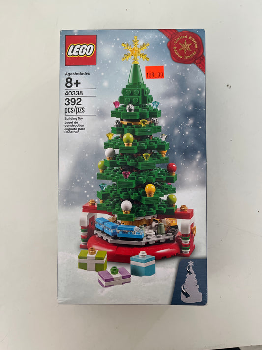 40338 Christmas Tree