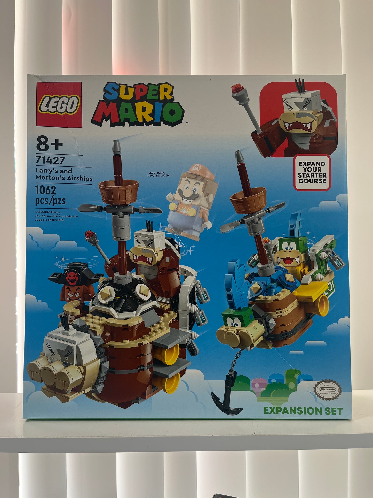 71427 Larry’s and Morton’s Airships