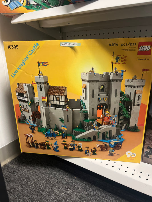 10305 Lion Knights' Castle