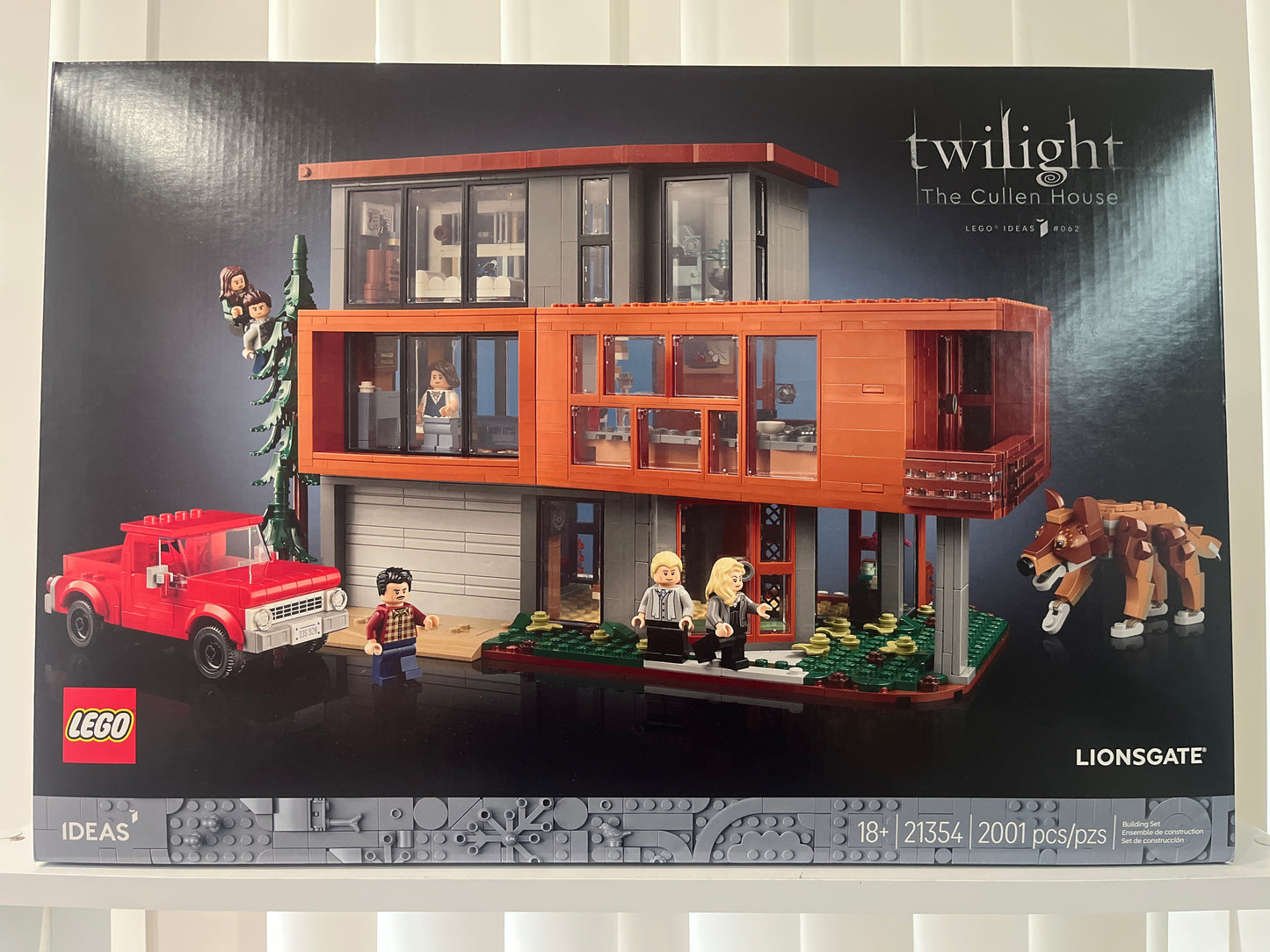 21354 twilight: The Cullen House