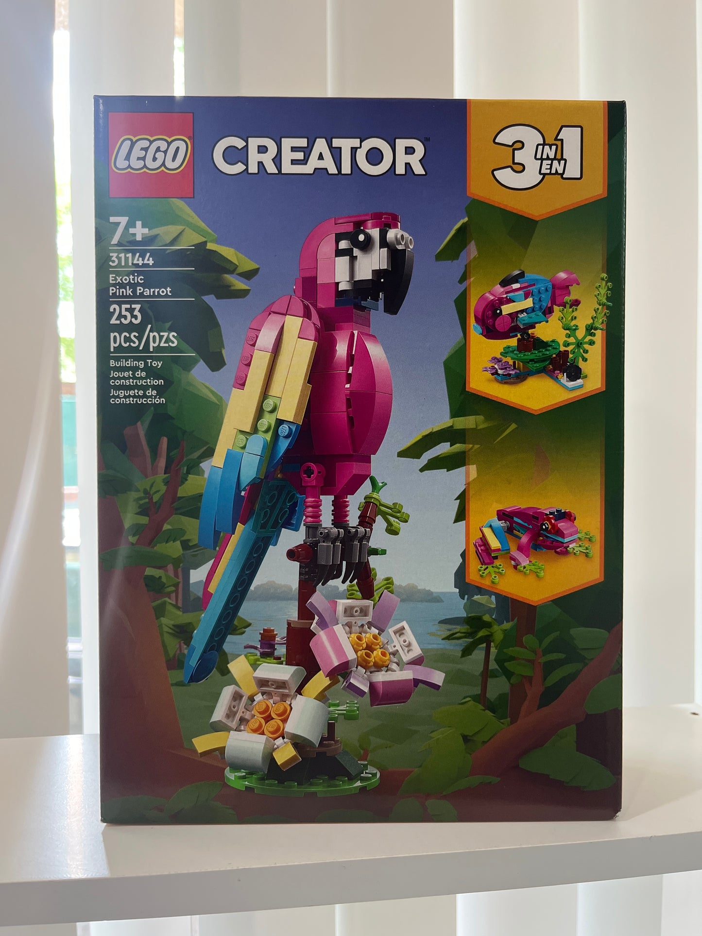 31144 Exotic Pink Parrot