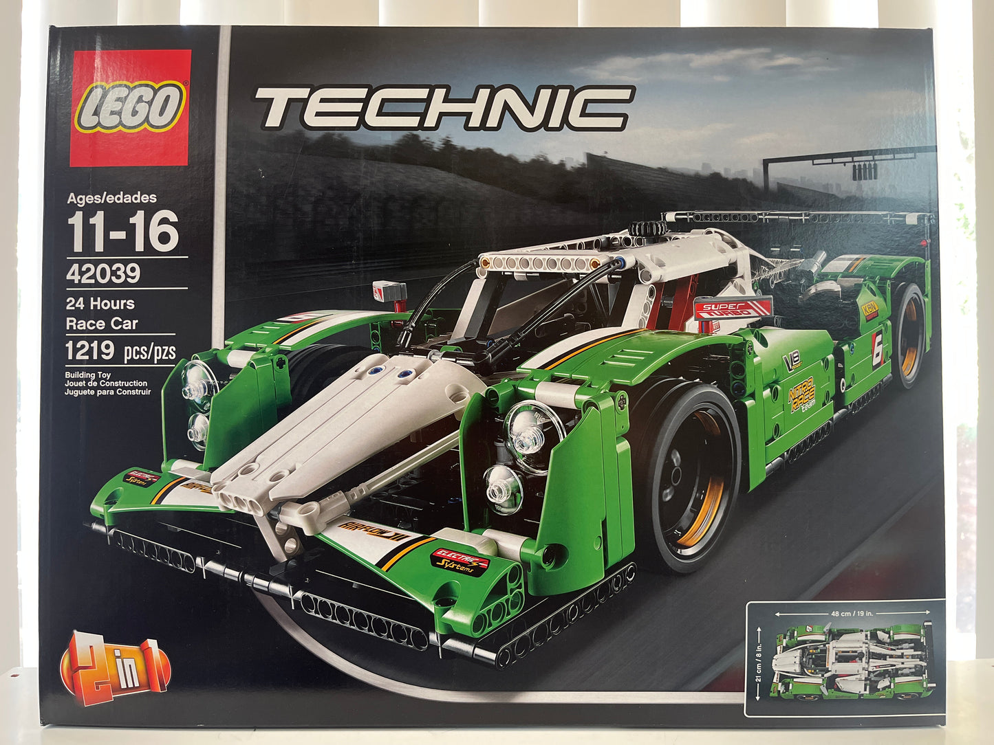 42039 24 Hours Race Car