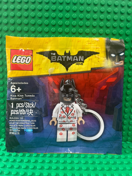 5004928 Kiss Kiss Tuxedo Batman