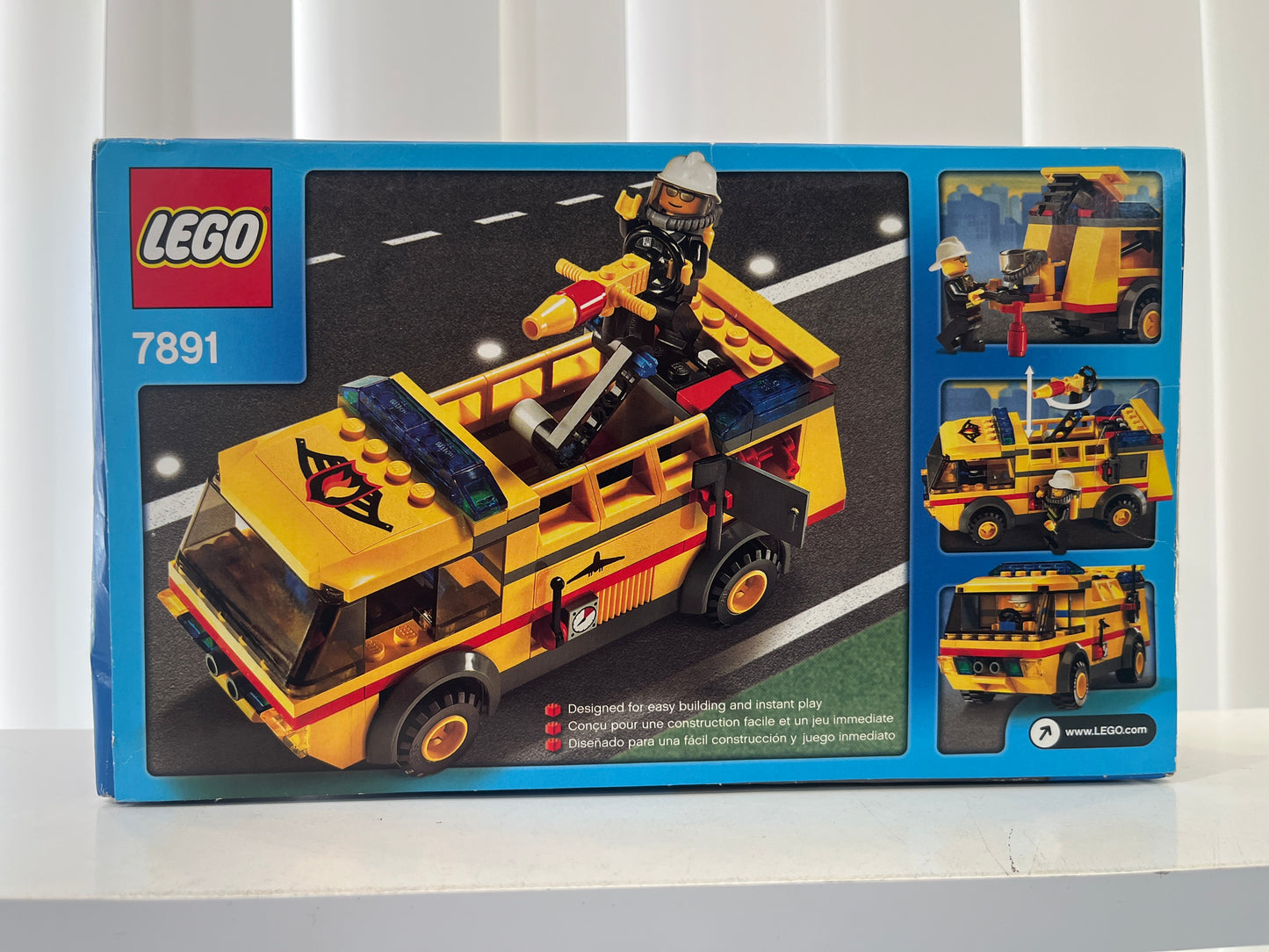 7891 Airport Firetruck