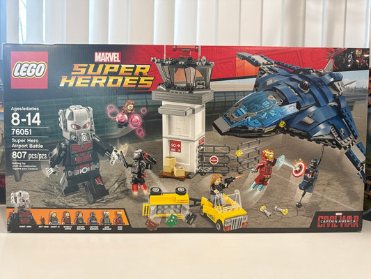 76051 Super Hero Airport Battle