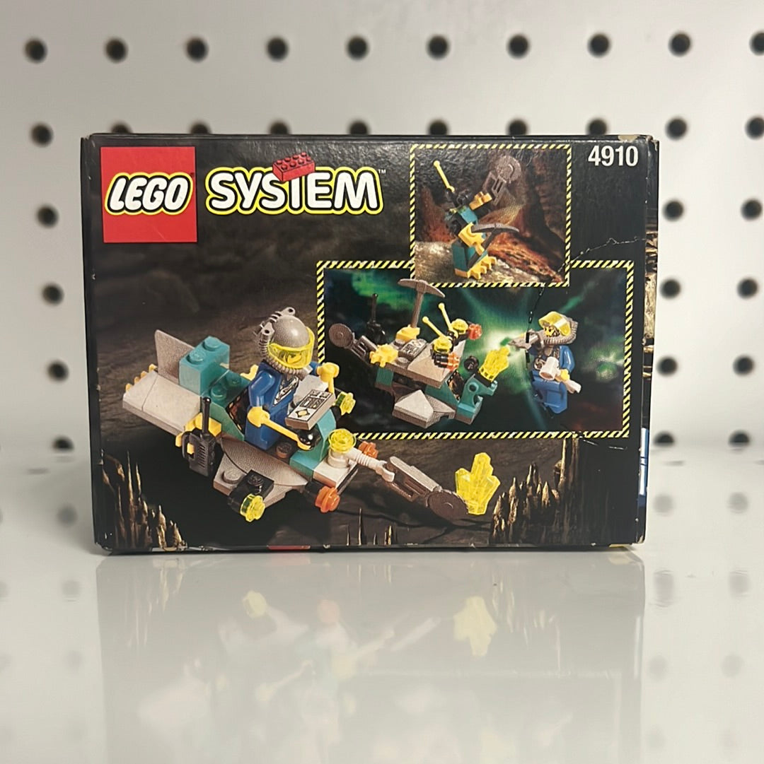 4910 Hover Scout