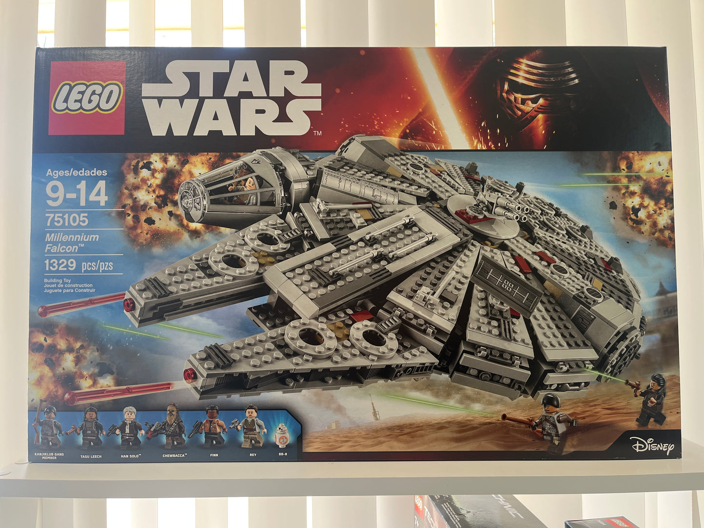 75105 Millennium Falcon