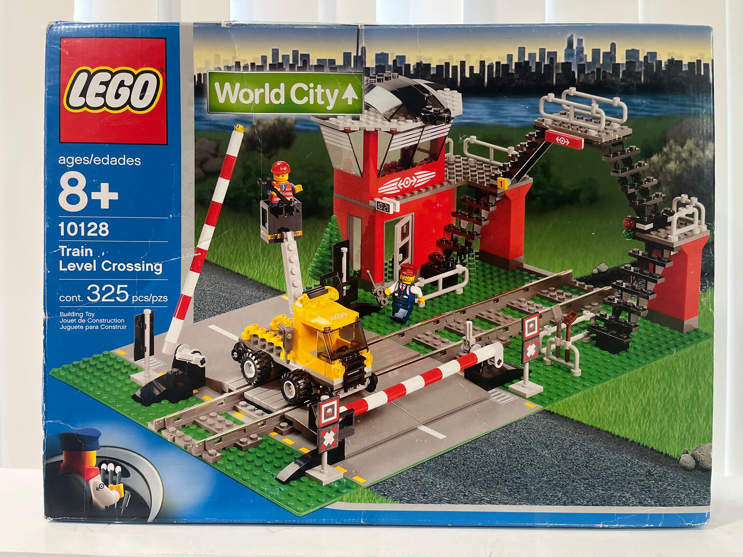 10128 Train Level Crossing