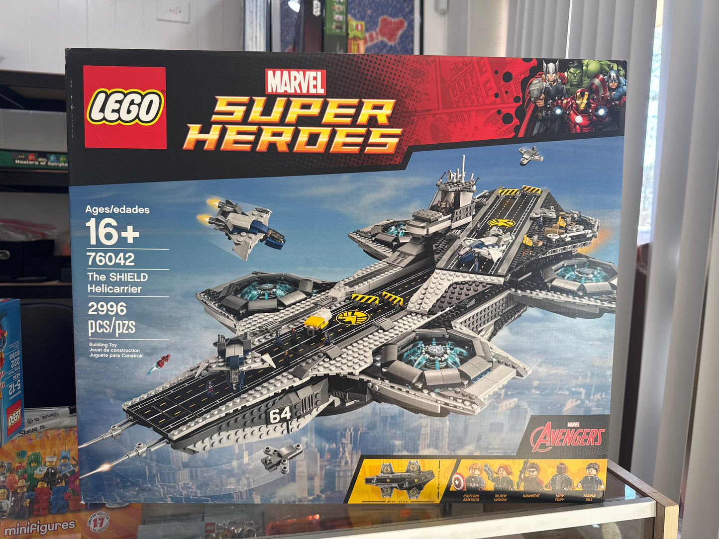 76042 The SHIELD Helicarrier