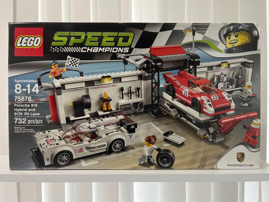 75876 Porsche 919 Hybrid and 917K Pit Lane