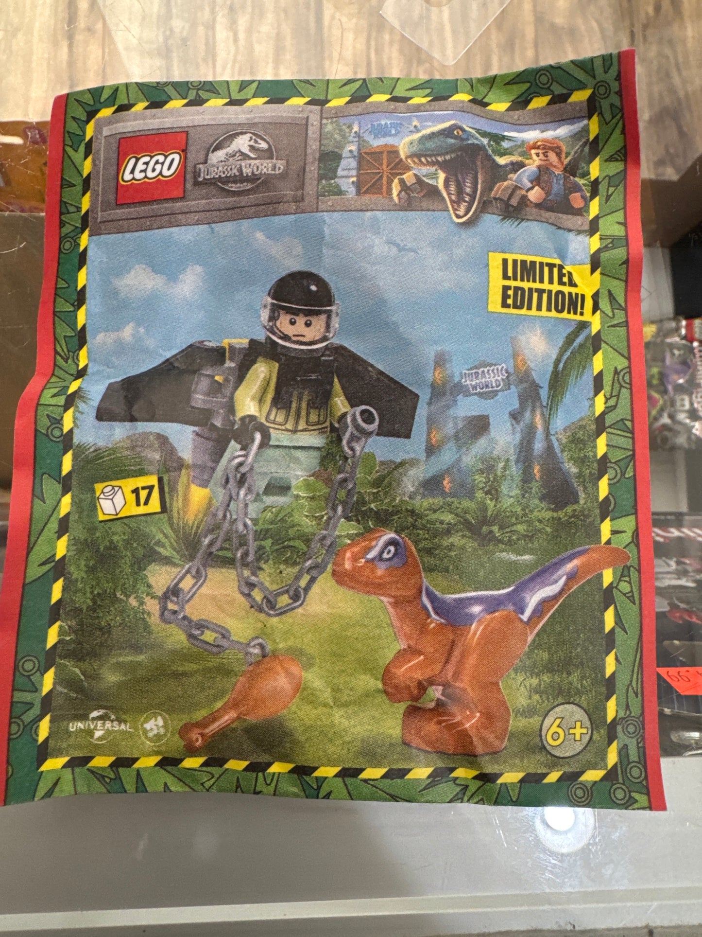 122332 Jet Pack Ranger with Raptor paper bag