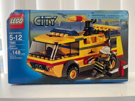 7891 Airport Firetruck