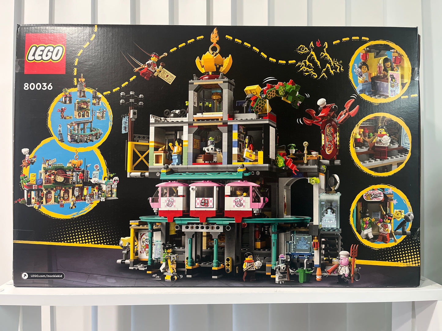 80036 The City of Lanterns