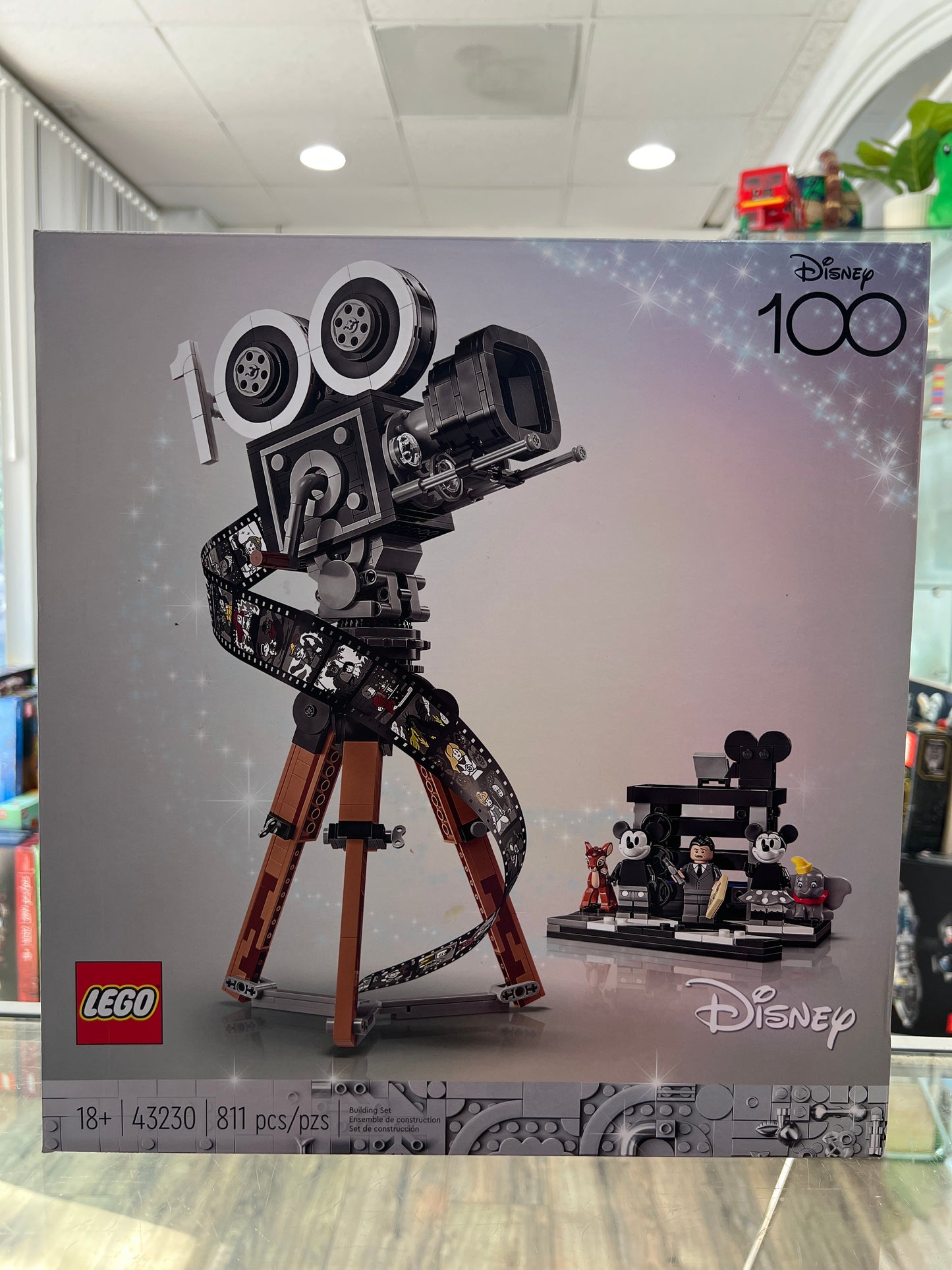 43230 Walt Disney Tribute Camera (100)