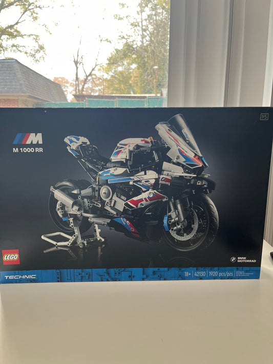 42130 BMW M 1000 RR